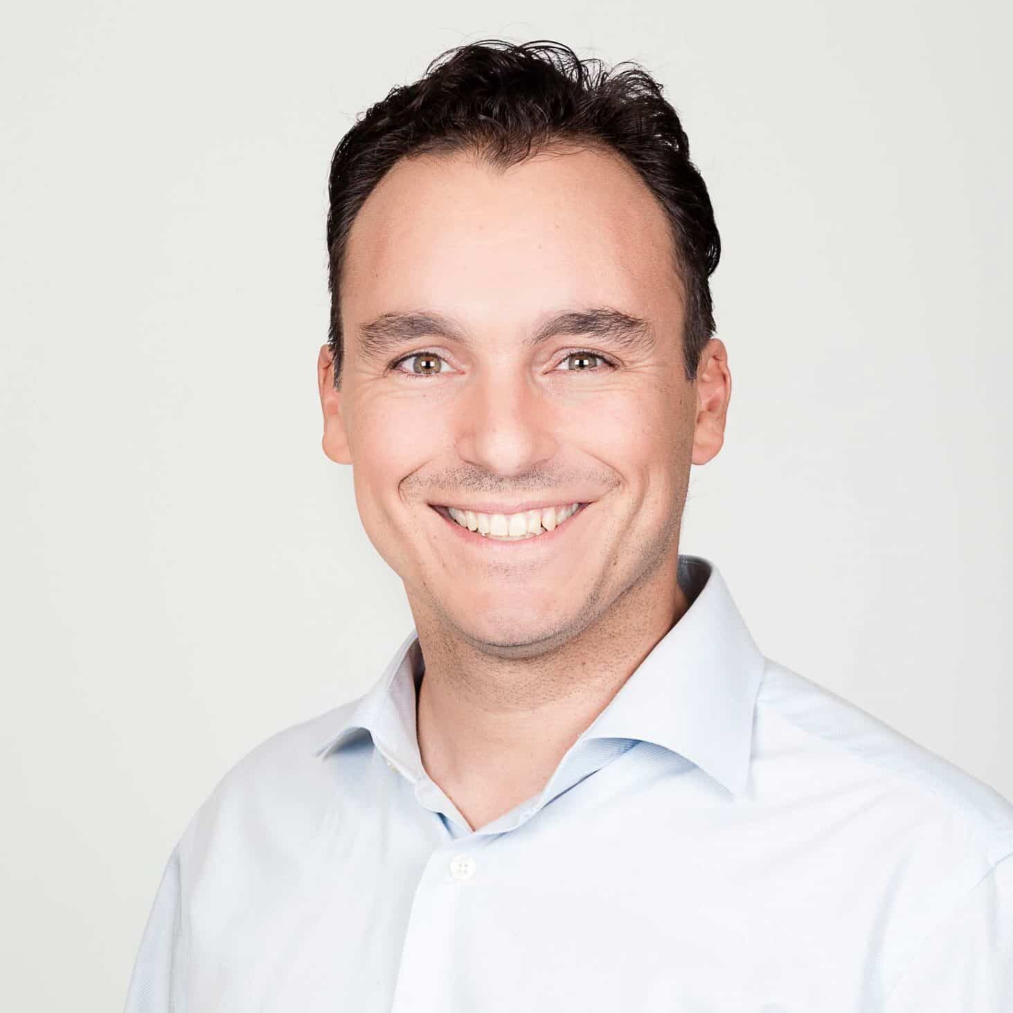 LUIS GONZÁLEZ